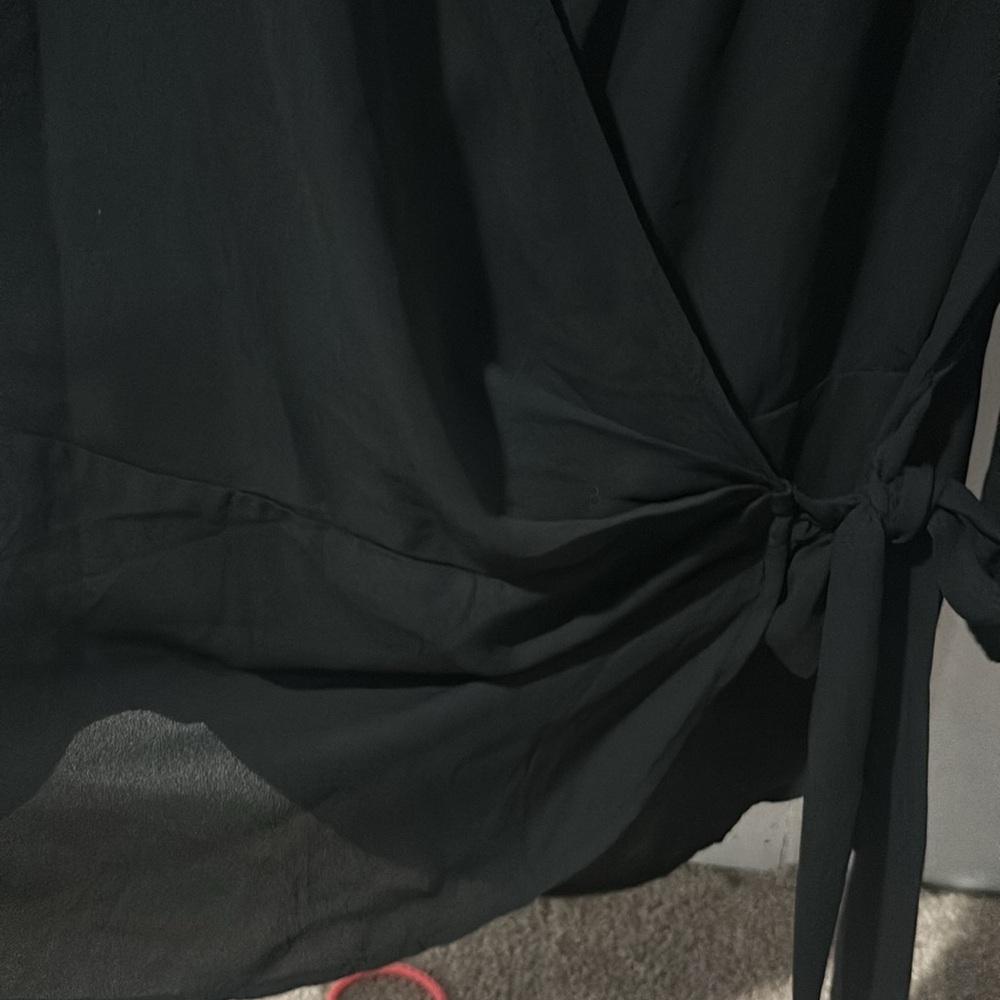New York & Company Black Sheer Blouse - Picture 5 of 6